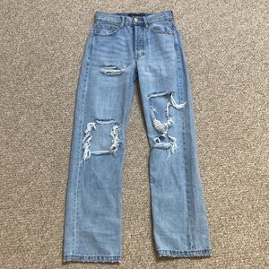 000 Aeropostale 90’s baggy ripped jeans